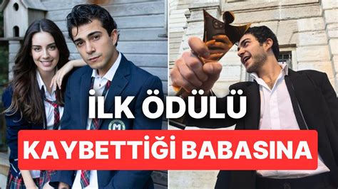 Kızılcık Şerbeti'nin Metehan'ı Rahimcan Kapkap Aldığı İlk Ödülü Kaybettiği Babasına Adadı